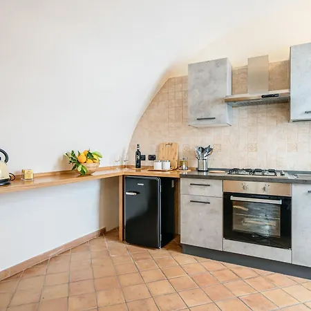 Luna Apartment *